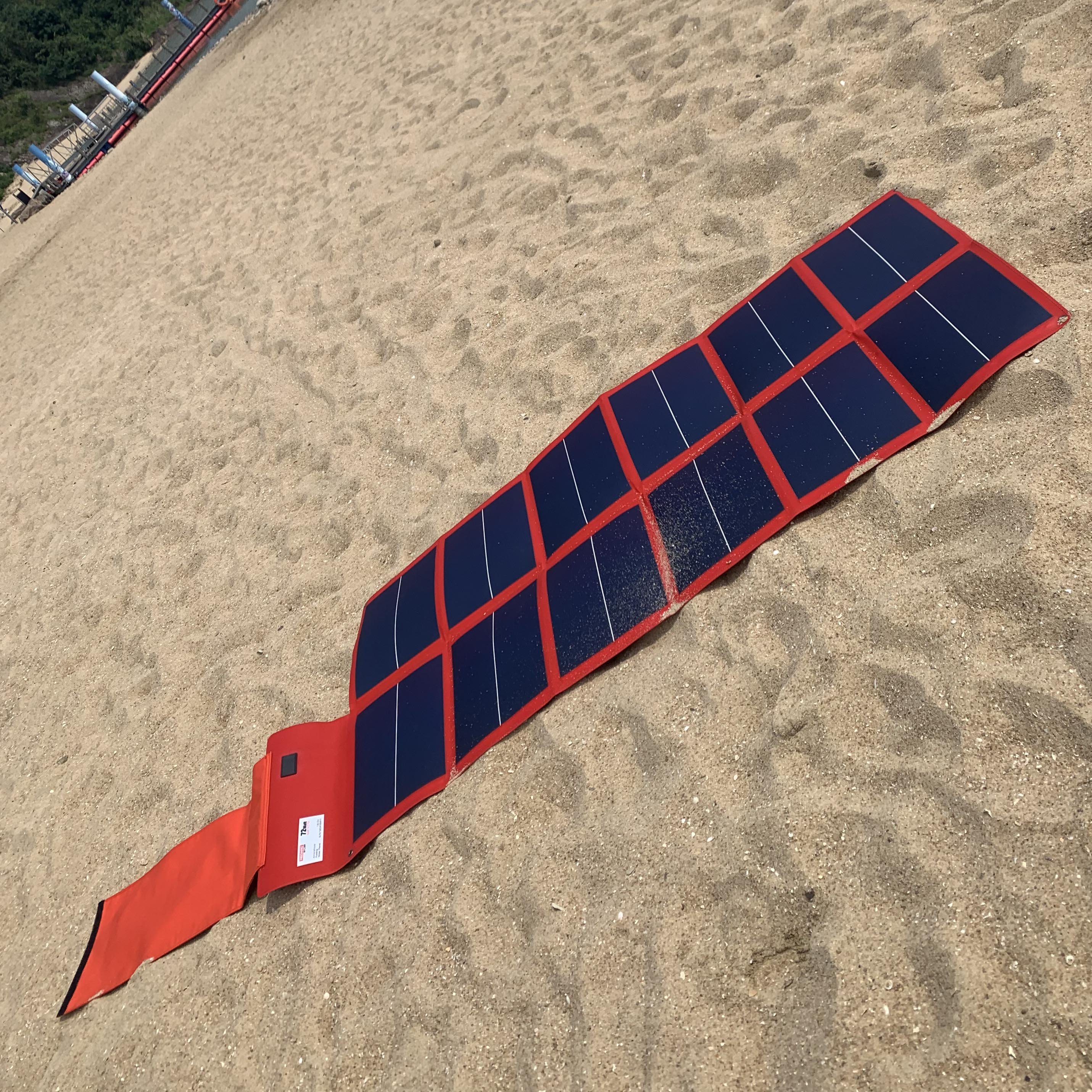 Flexible Folding Red 75W Solar Cell Charger, Solar Battery Charger For Battery Power Banks, Tablet Ipad PC, Laptops