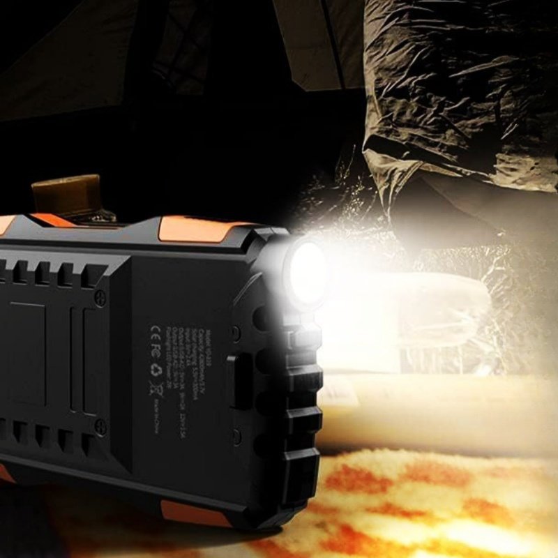 Portable External Battery Pack Fast Charging Solar Charger 42800mAh Solar Power Bank Built-in Super Bright Flashlight