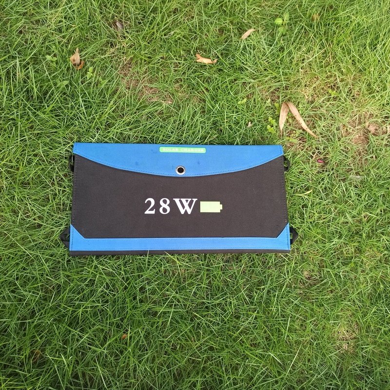Solar Sun Charger 28W Portable Folding Phone Charger With Solar Panel Outdoor 5V Dual USB Charging Solar Powered Blue Blanket