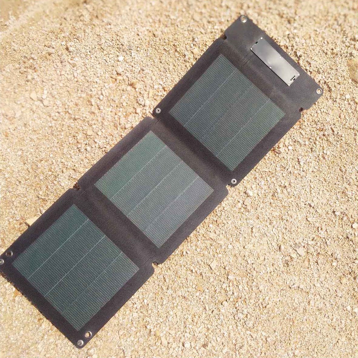 Flexible USB C Solar Phone Charger For Backpack Easy Carry Price