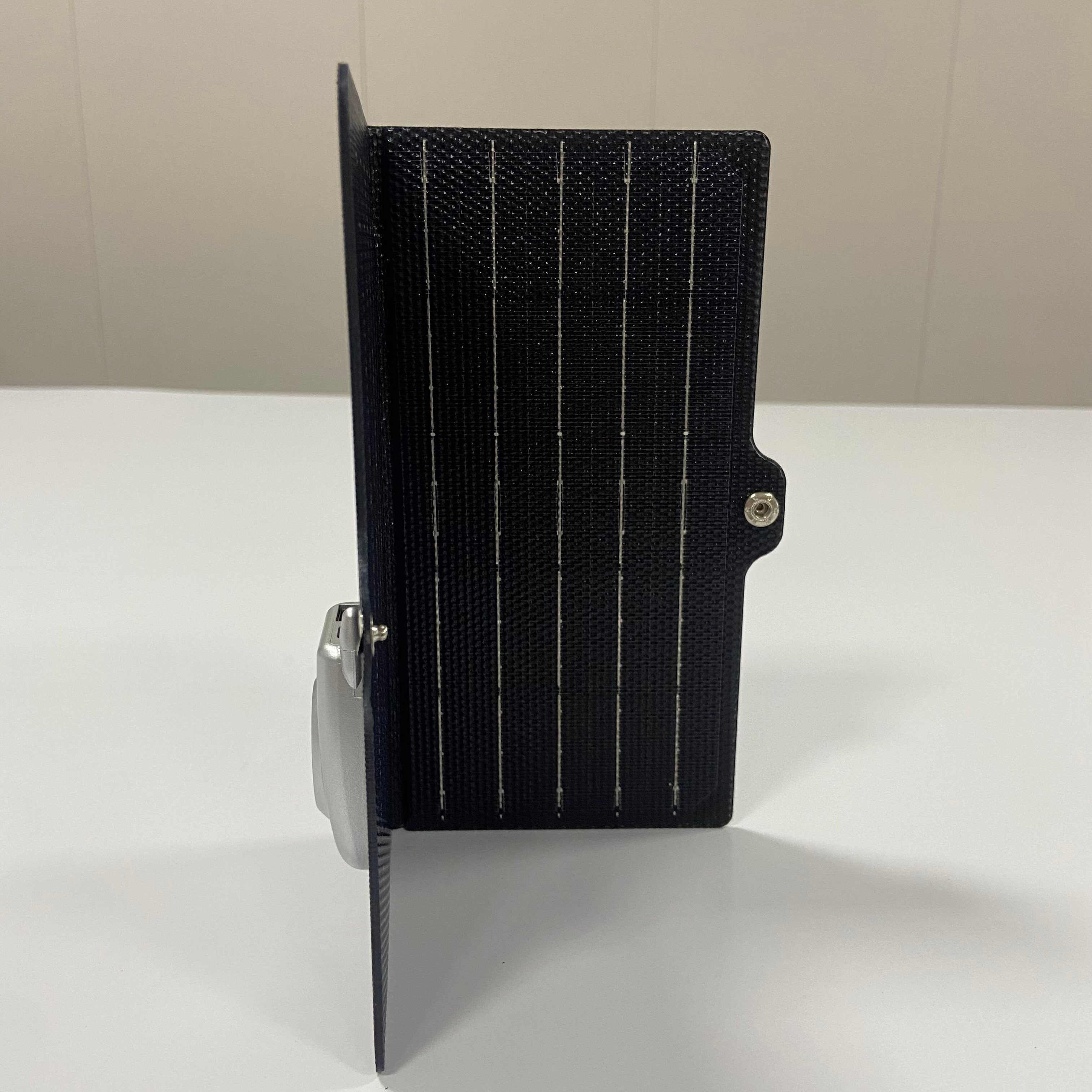 High Quality Wholesale 7.5W Thin Light Folding USB Solar Power Solar Panel Plate Type Portable Solar Charger for Phone