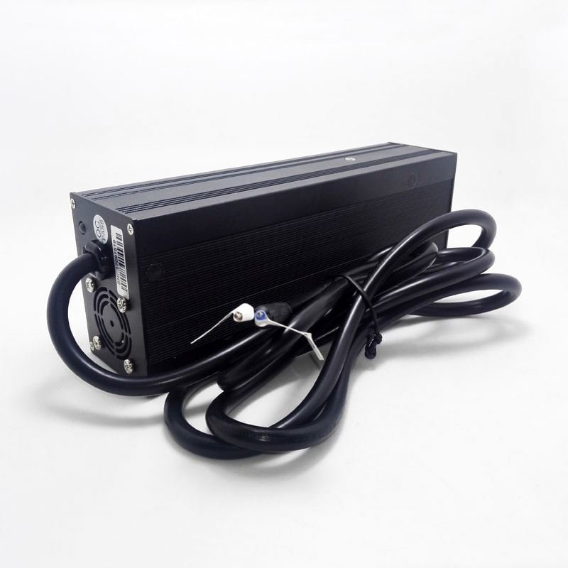 Smart Charger 12V 7a 150W DC 14.7V for SLA/AGM/VRLA/GEL Lead-acid Battery For Electric Scooter Wheelchair Security system car