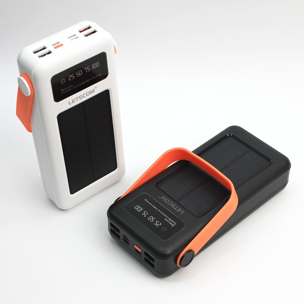 Solar Power Bank with flashlight and cables solar powerbank 50000mAh high capacity Solar Charger solar power banks for phones