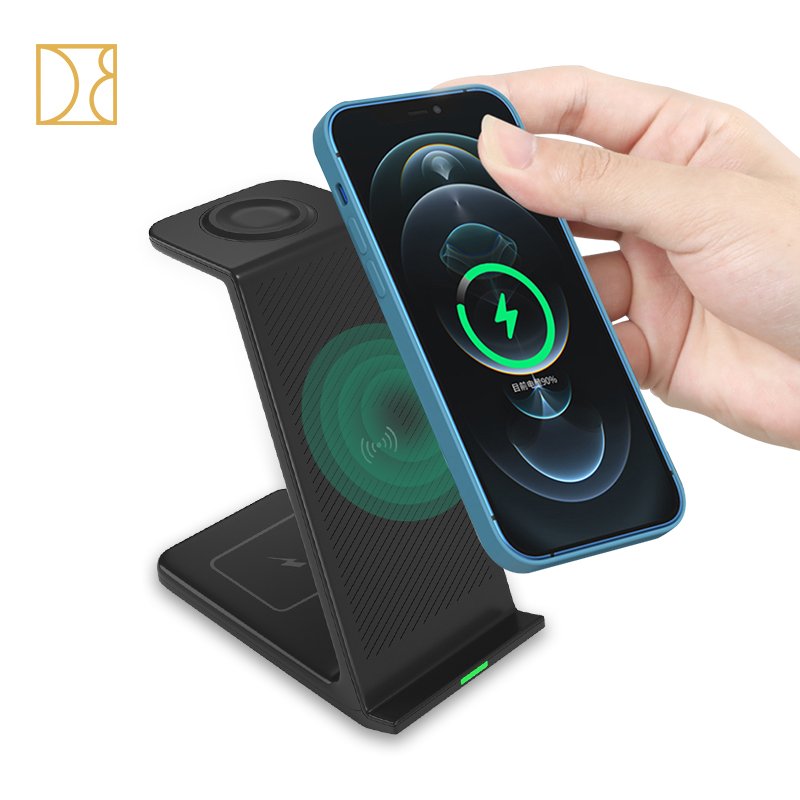D8 Wireless Charger, 3 in 1 Wireless Charging Station, Fast Wireless Charger Stand for iPhone 15 14/13/12/Pro/Max/XS/XR/X/8/Plus