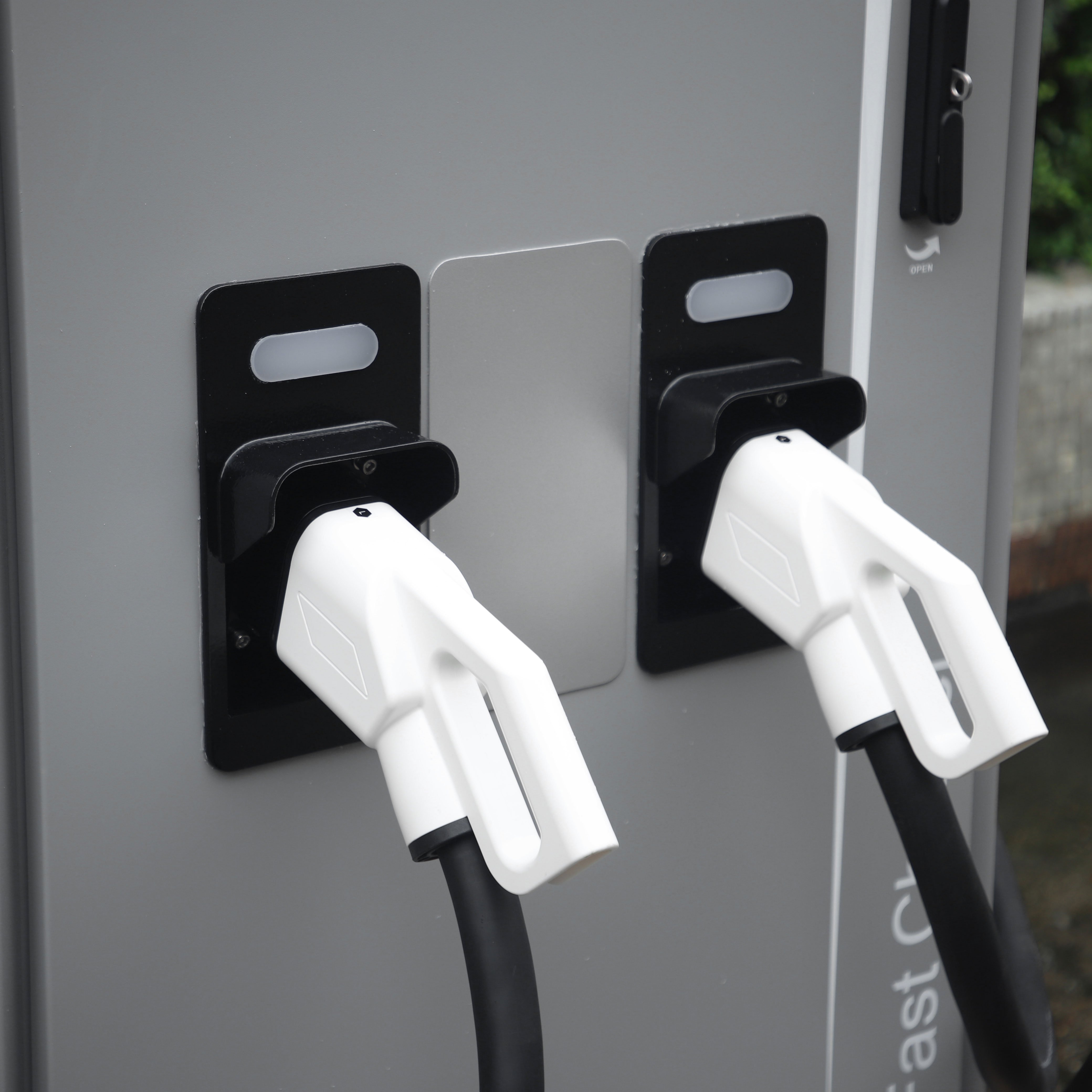 Fast Solar Energy EV Charger 120kW 240kW Solar EV DC Charger Charging Station For Electric Cars