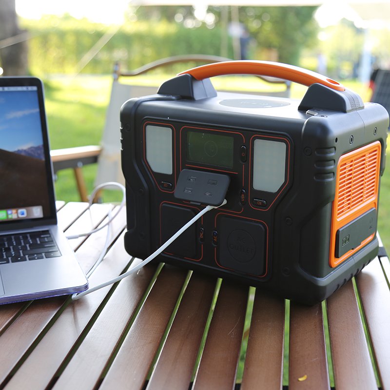 Energy Storage Solar Panel Lithium Battery Home 110V 220V Camping Mini Portable AC Outlets Power Banks 600 Watt Power Station