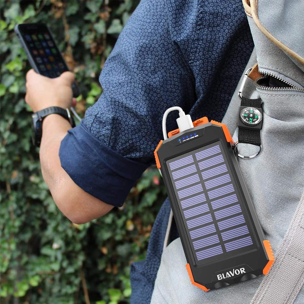 newest rugged outdoor emergency Camping Hiking LED Flashlight waterproof PD fast Wireless charger 10000mAH solar power bank