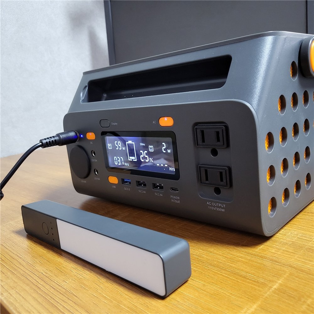 laptop powerbank Power station 300w Laptop power bank New arrival AC output emergency portable charger power bank for laptop