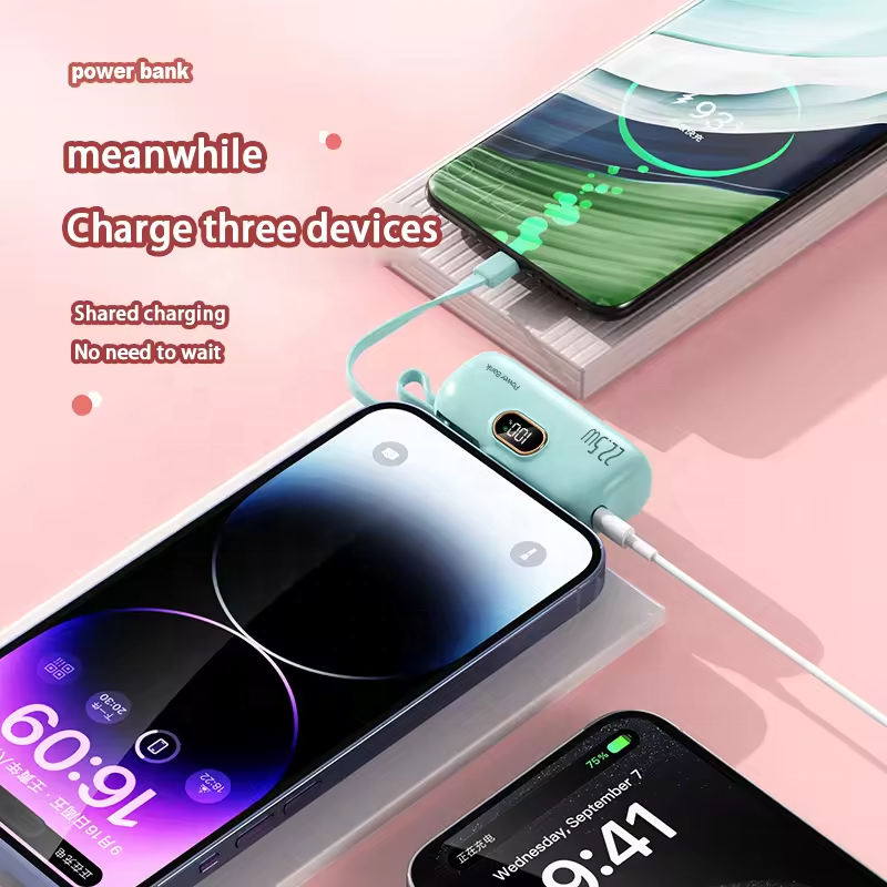 22.5w mini powerbank keychain 10000mah power bank charging station with cable