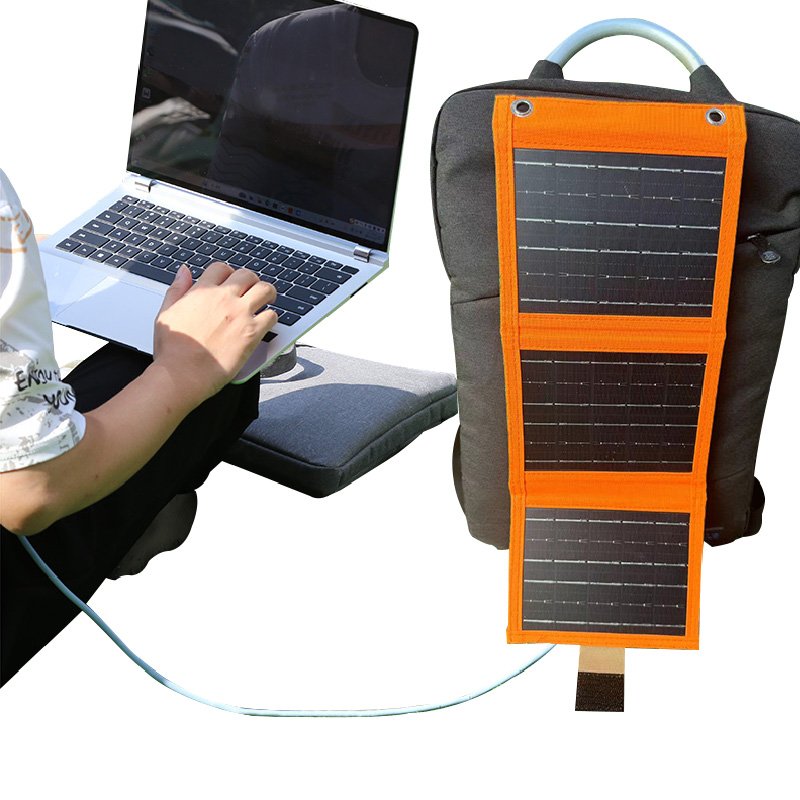 Convenient Tri-fold Folding Solar Panels for Travel Portable Solar Charger