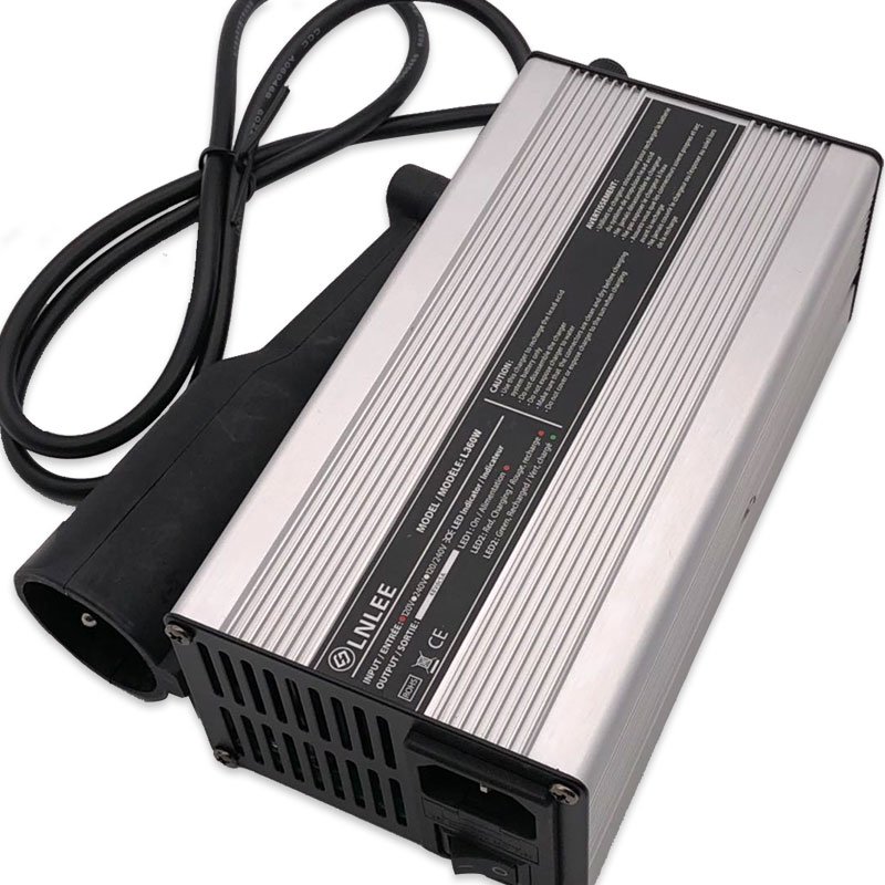 LNLEE 12V Multi Function 12.8V LiFePo4 90Ah Solar System Battery Chargers