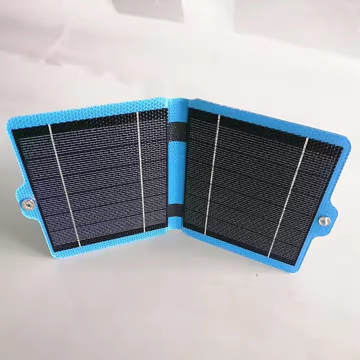 Wholesale High Quality Portable 4W Foldable Solar Panel Made in China Folding Thin Light Solar Panel Prices for Outdoor Use