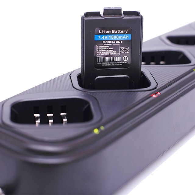 Replaceable walkie talkie battery pack charger slot type 6 way multi unit charger