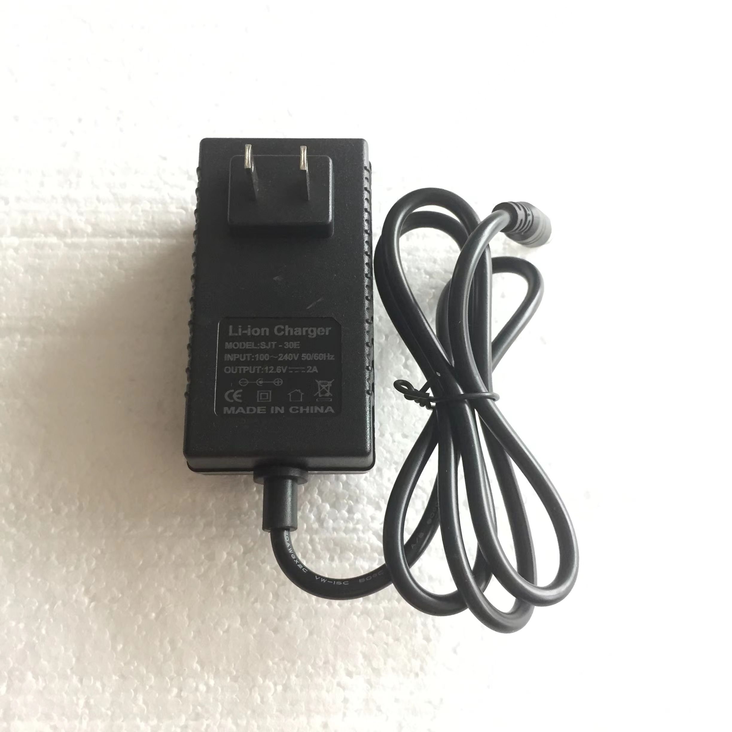High quality lithium Battery Charger 12.6V 2A AC DC Power Adapter