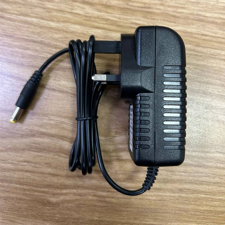 OEM/ODM 8.4V 12.6V 16.8V 21V 25.2V 1A2A18650 battery charger hand drill charger for li-ion battery charger