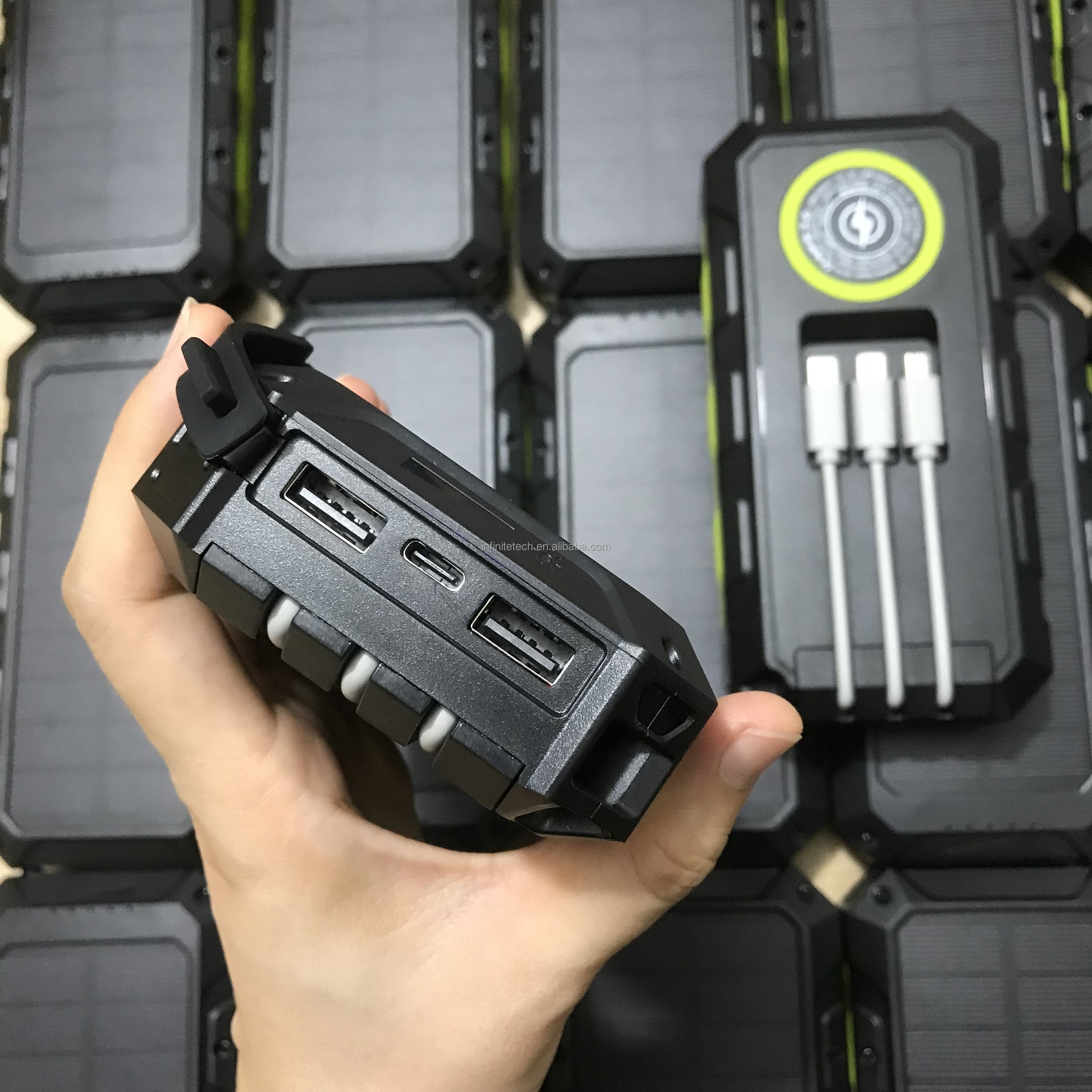 High Capacity Safe Waterproof Solar Power Bank 30000mAh Emergency Wireless Solar Charger Powerbank