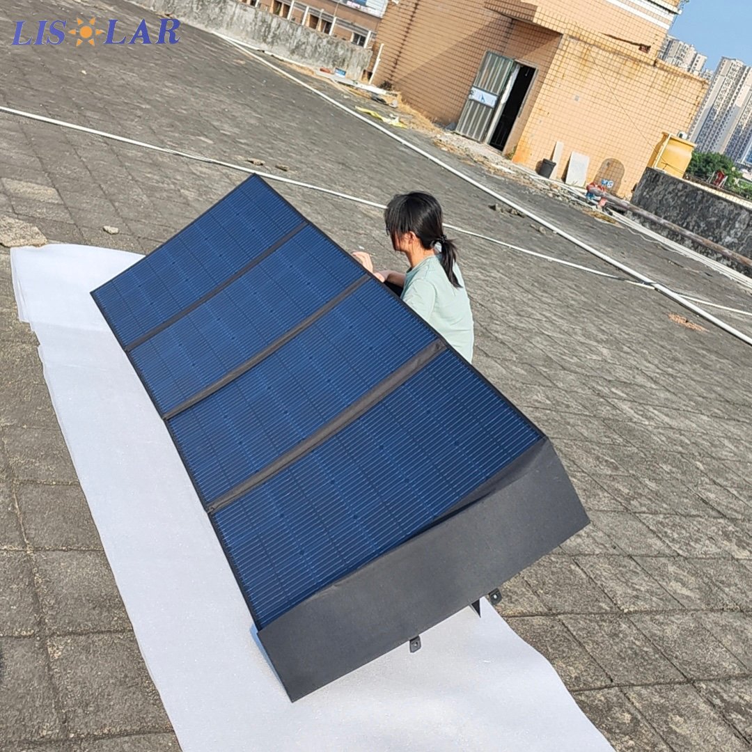 RTS 400W Foldable Solar Panels Handbag Portable Solar Charger with kickstands from Shenzhen wholesale high Efficiency