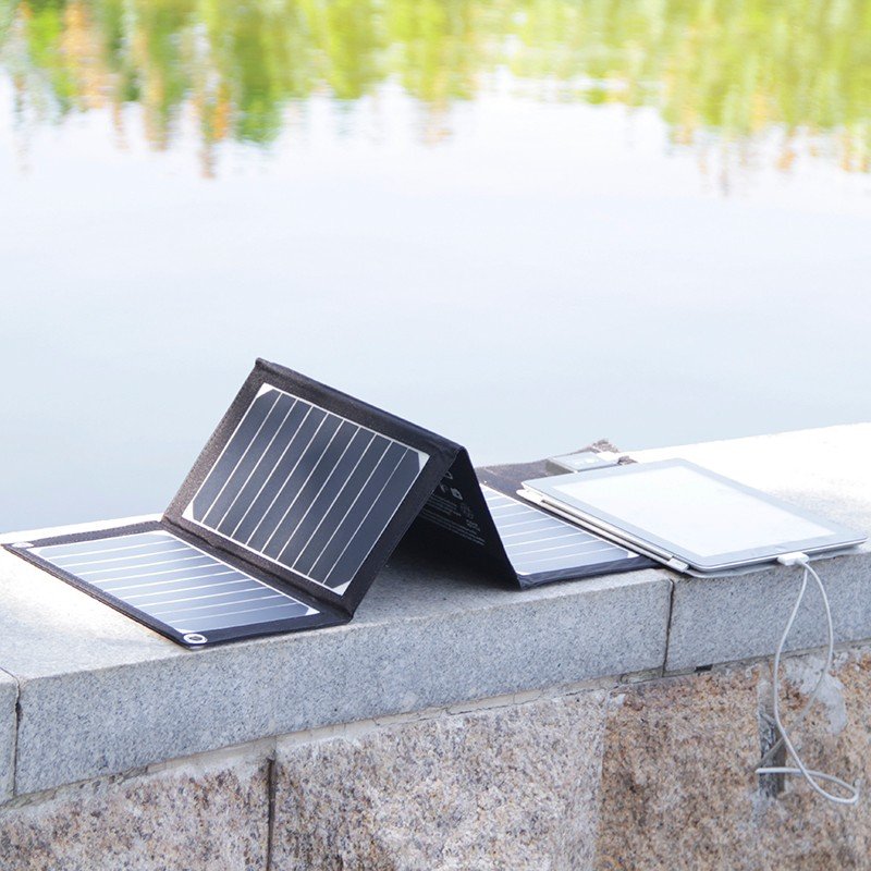 solar phone charger 20W Sunpower folding mono solar panel