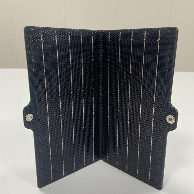 OEM Service 7.5W Small Fold Foldable Waterproof USB Solar Power Cell Sunpower Portable Solar Charger for Mobile Phone