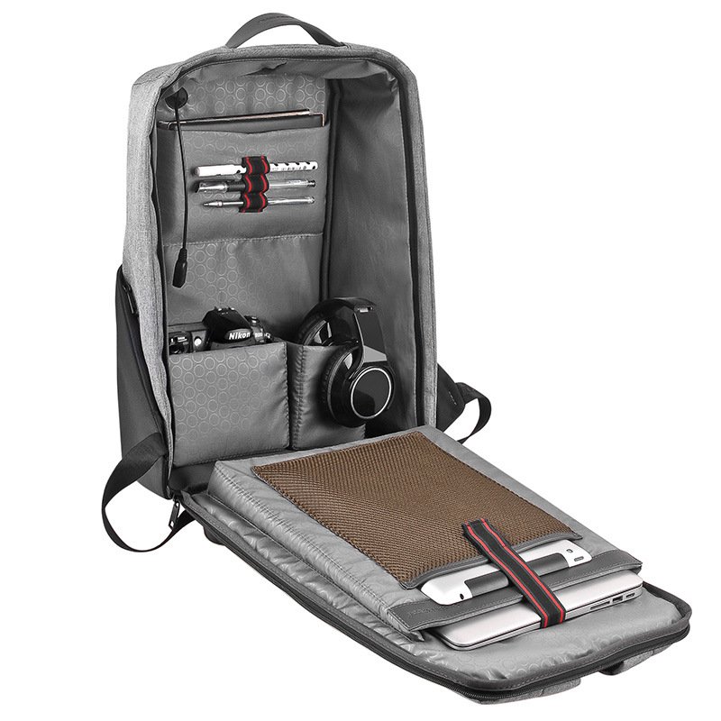 OEM Shenzhen Factory Custom-makes Portable 5.5V10W Solar Backpack with over 10 years Manufacturing Experience