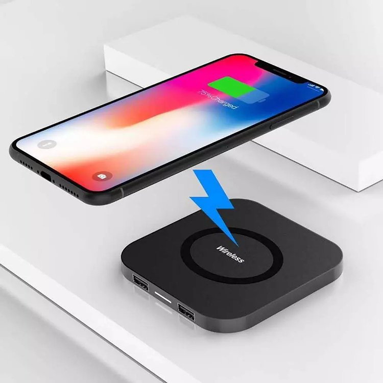 Hot Selling Dual USB Output Ports Square 15w Fast Charging Wireless Charger Qi Wireless Phone Charger Pad For iPhone