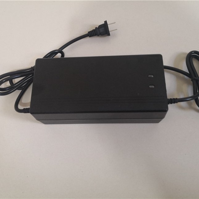 Strong power 12v 24V 36v 48v 60v battery pack 8S 29.2V 33.6V Solar Lithium ion battery charger for scooters golf cart