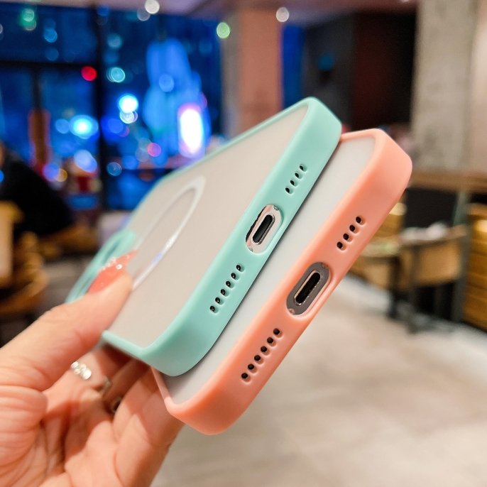 Trend Transparent Skin Feel Frosted Magnetic Phone Case For Iphone 16 15 14 13 12 11 Pro Max lens protector Matte Back Cover