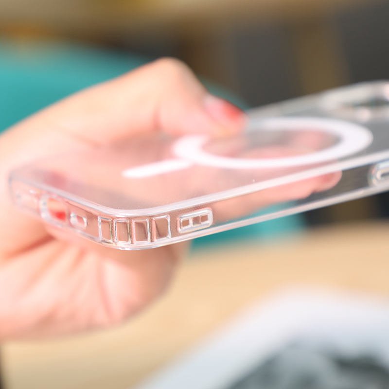 Magnetic Clear Case for iPhone 16 Pro Max with Packaging Box Transparent Acrylic Shockproof Mobile Cover