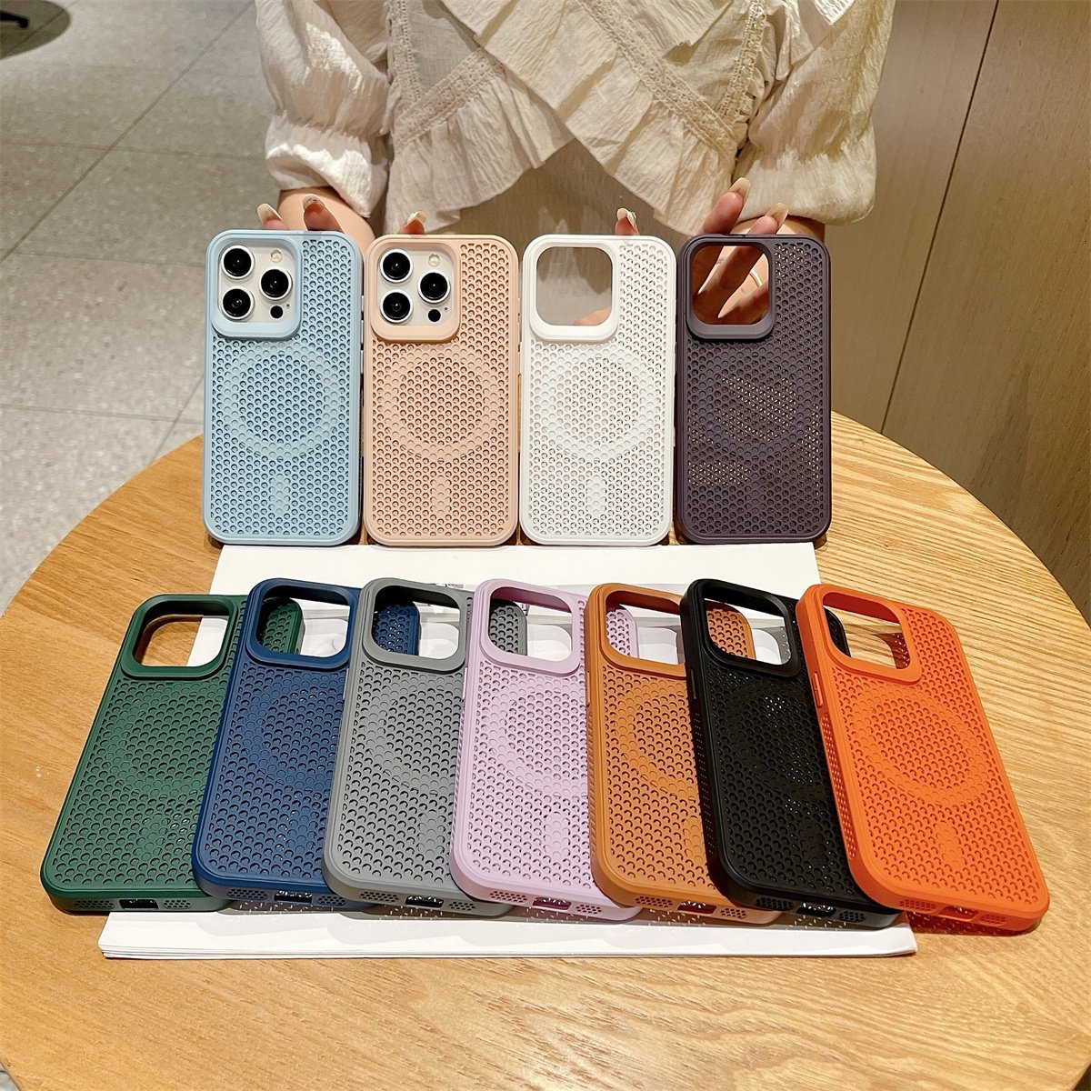 Magnetic Wireless Charging Phone Case suitable For iPhone 16 Pro Max 15 14 13 12 Honeycomb Heat Dissipation Protective Cover