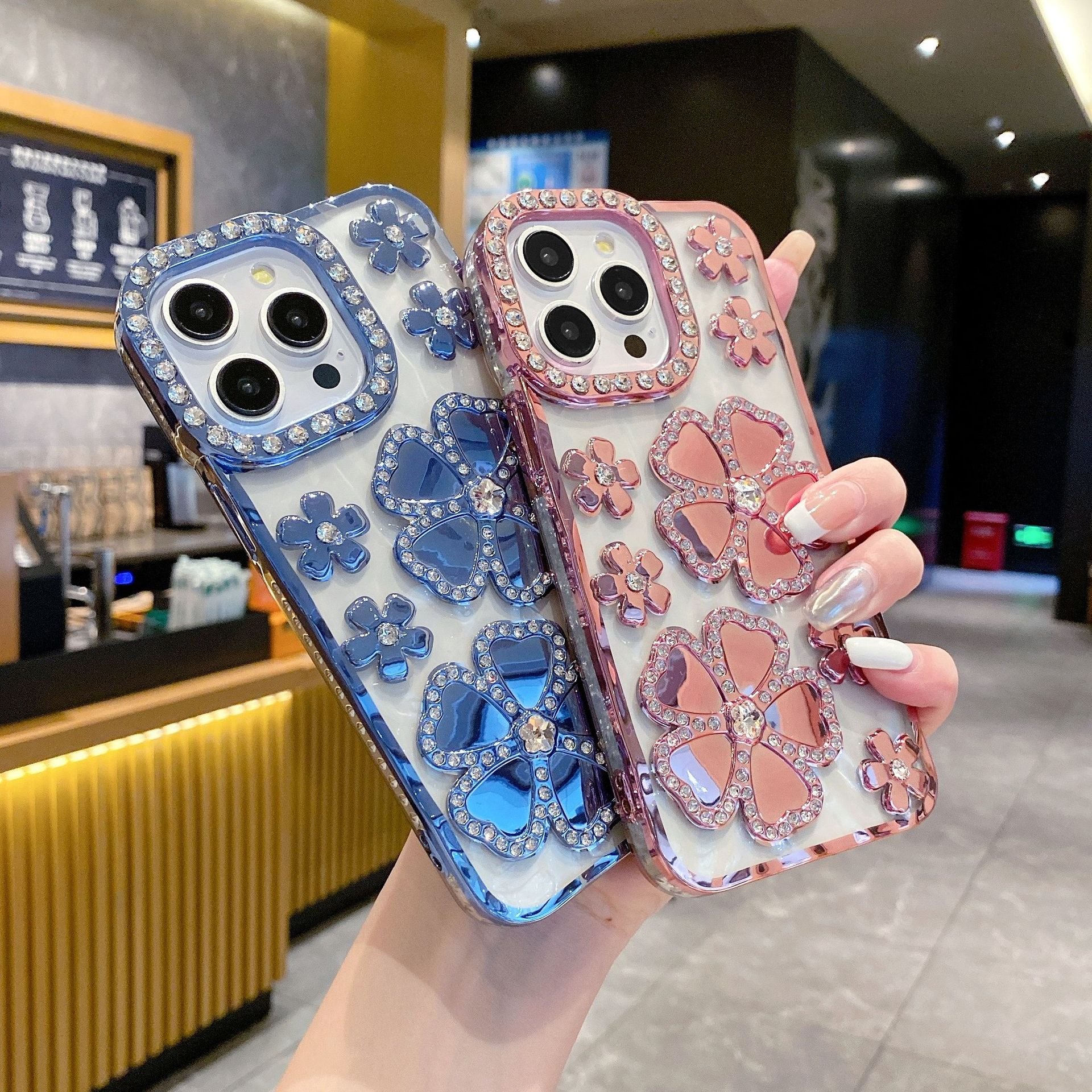 Luxury Flower Diamond TPU Mobile Phone Case For iPhone 15 14 13 12 11 Pro max Fashion Silicone bling Shockproof Back Cover