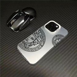 For iPhone 16 Pro