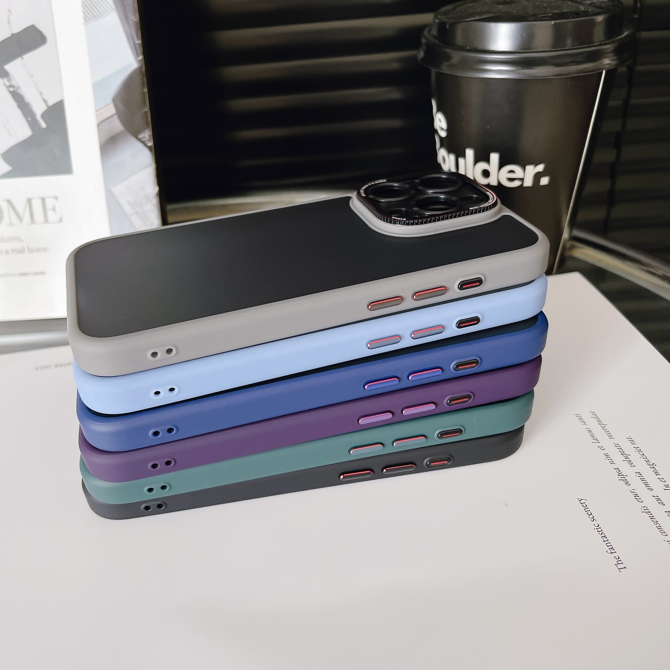 Luxury Mobile Phone Cases in Candy Color Waterproof and Shockproof With Lai-ca Lens Frame for iPhone 16 15 14 13 12 Pro Max Plus