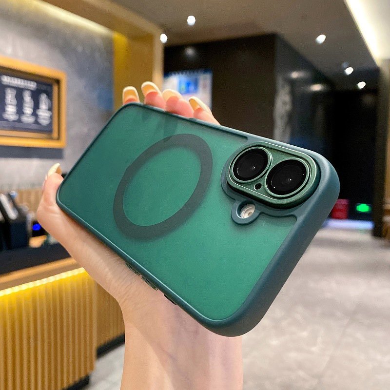 New Matte Magnetic Phone Case For iPhone 16 Pro Max Skin Feel Camera Protector PC Mobile Phone case for iPhone 16 15 14 13