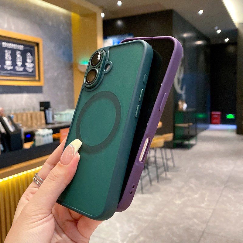 New Matte Magnetic Phone Case For iPhone 16 Pro Max Skin Feel Camera Protector PC Mobile Phone case for iPhone 16 15 14 13