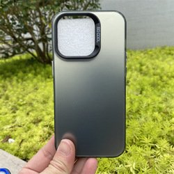 For iPhone 16 Pro