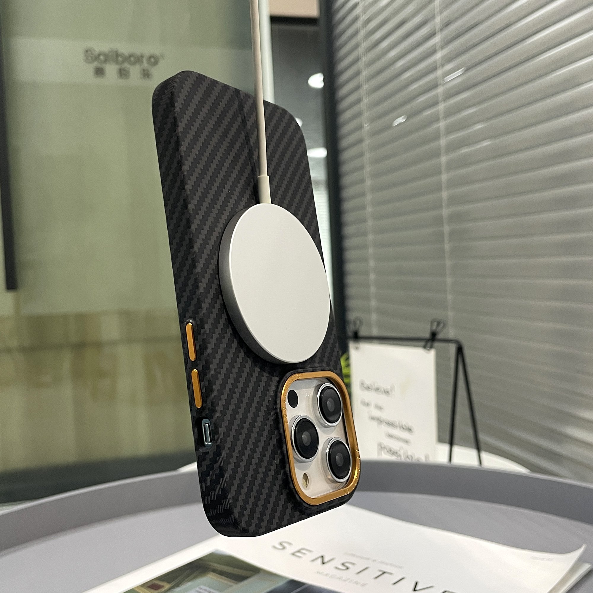 Magnetic Carbon Fiber For iPhone 15 14 13 12 Pro Max Mobile Phone Case Slim Fit Smooth Shockproof Protective Cover