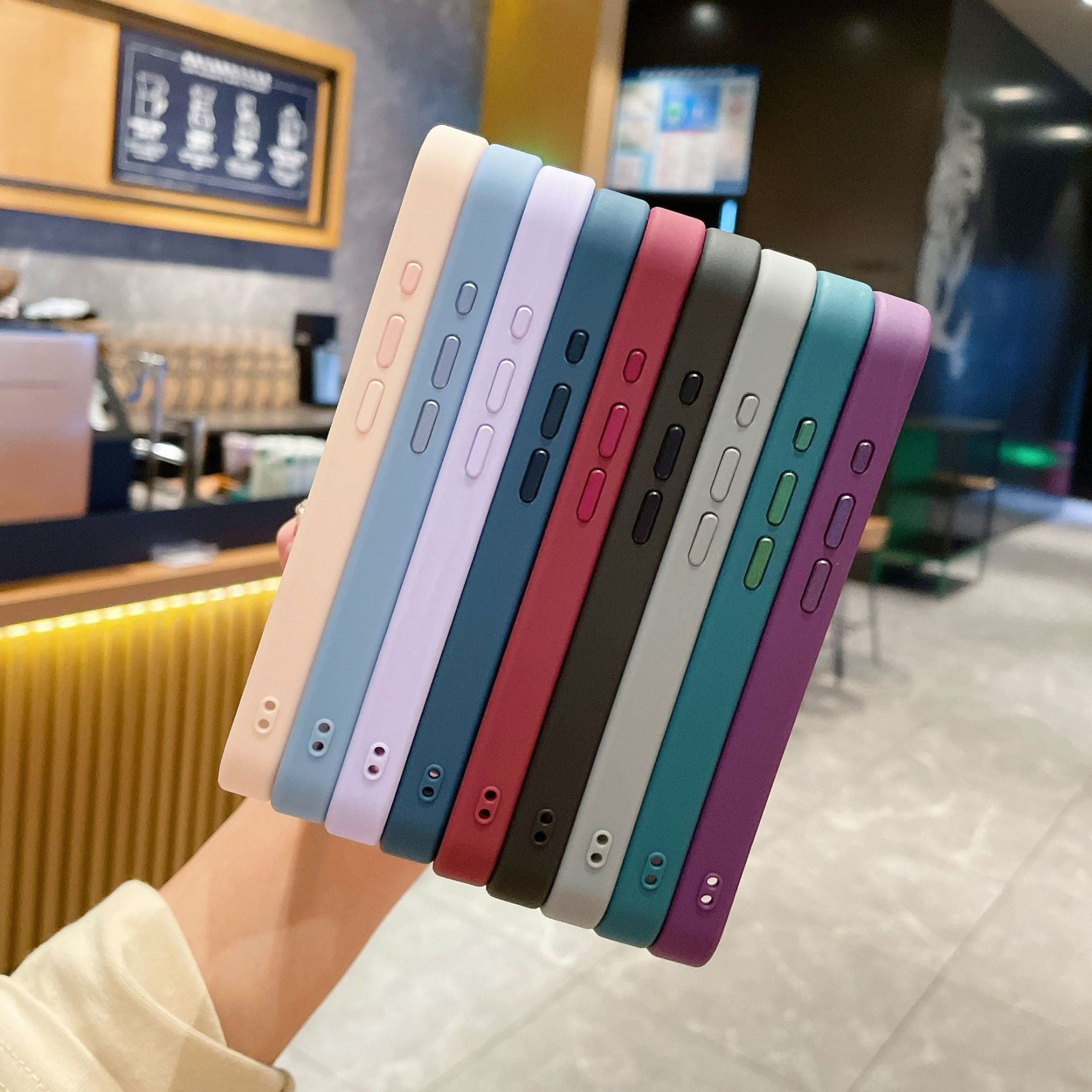 New matte anti-fingerprint magnetic suction phone case for iphone 15 promax Samsung S24ultra fashion acrylic phone accessories