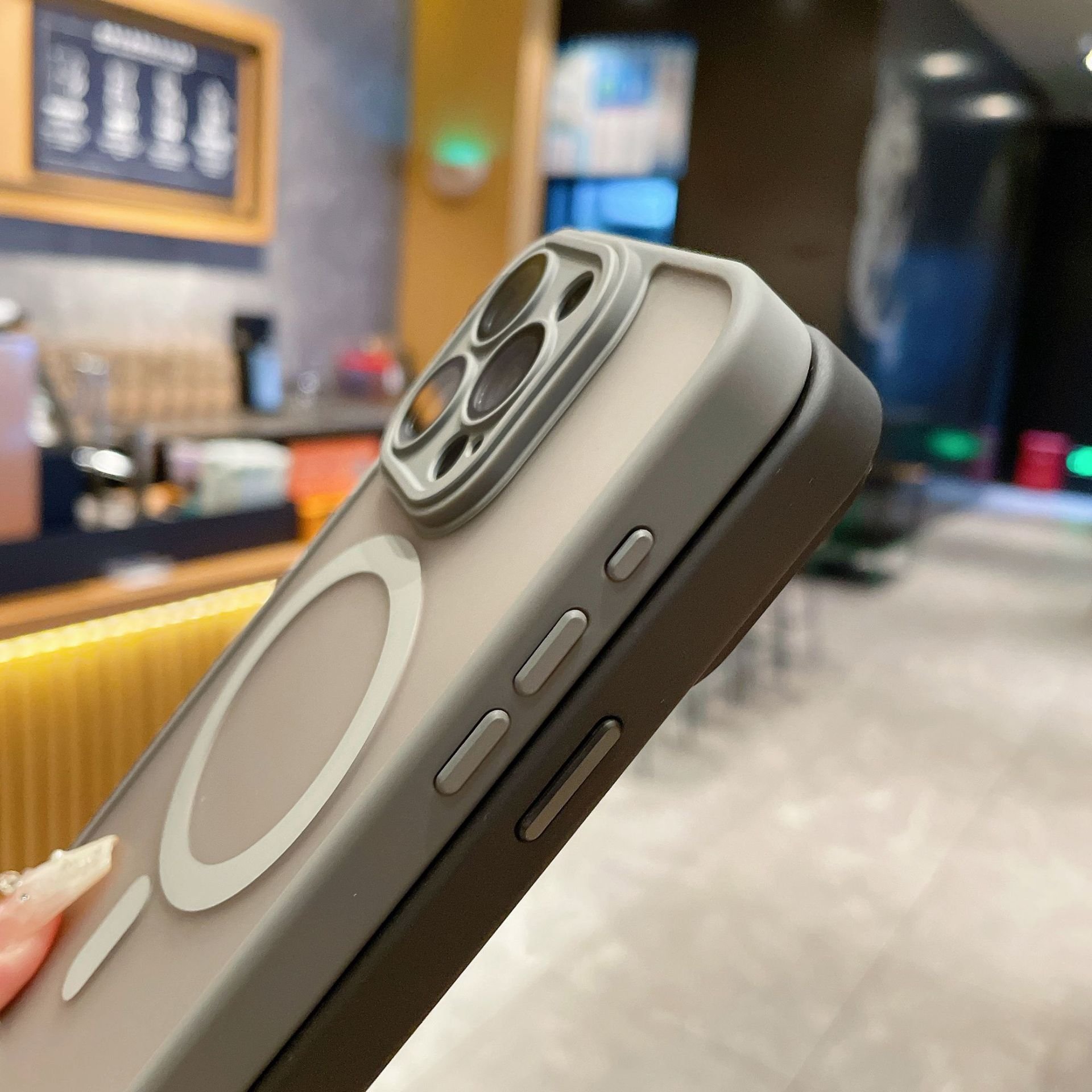 New matte anti-fingerprint magnetic suction phone case for iphone 15 promax Samsung S24ultra fashion acrylic phone accessories