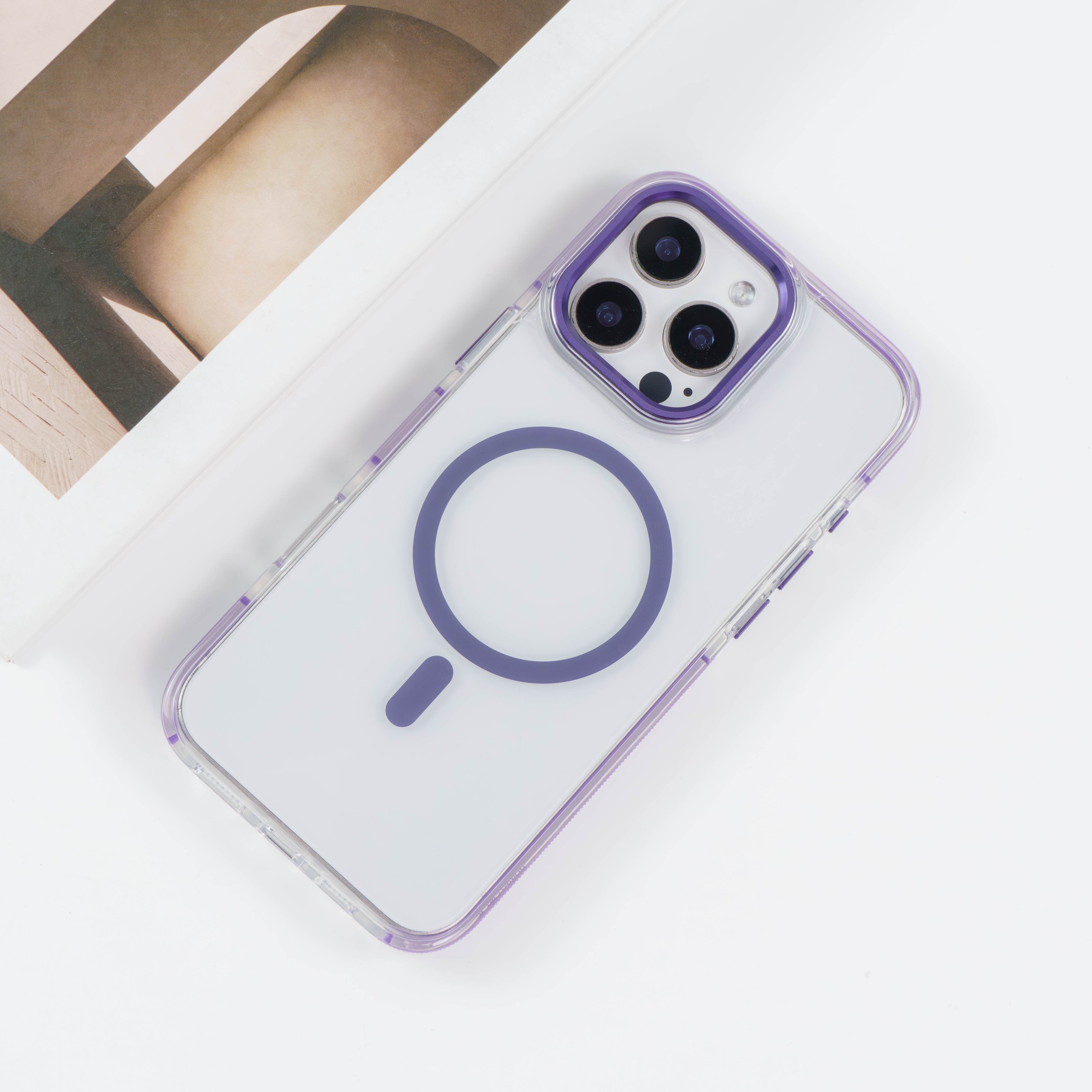 Latest Fashionable Trendy Tpe Anti-Slip Strips With Wireless Charging Mobile Phone Case For IPhone 16, 16 plus ,16 pro max