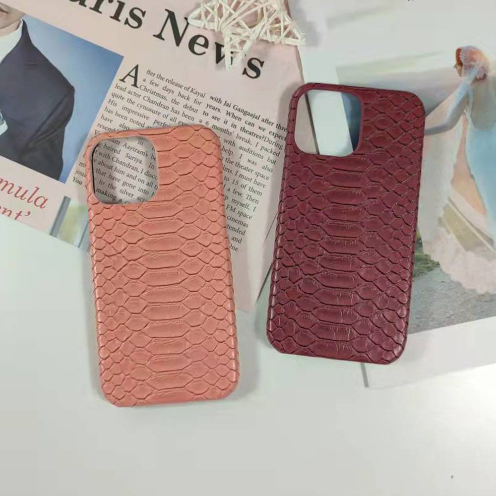 Customized niche high-end snakeskin 16 mobile phone case half-foreskin frosted mobile phone case