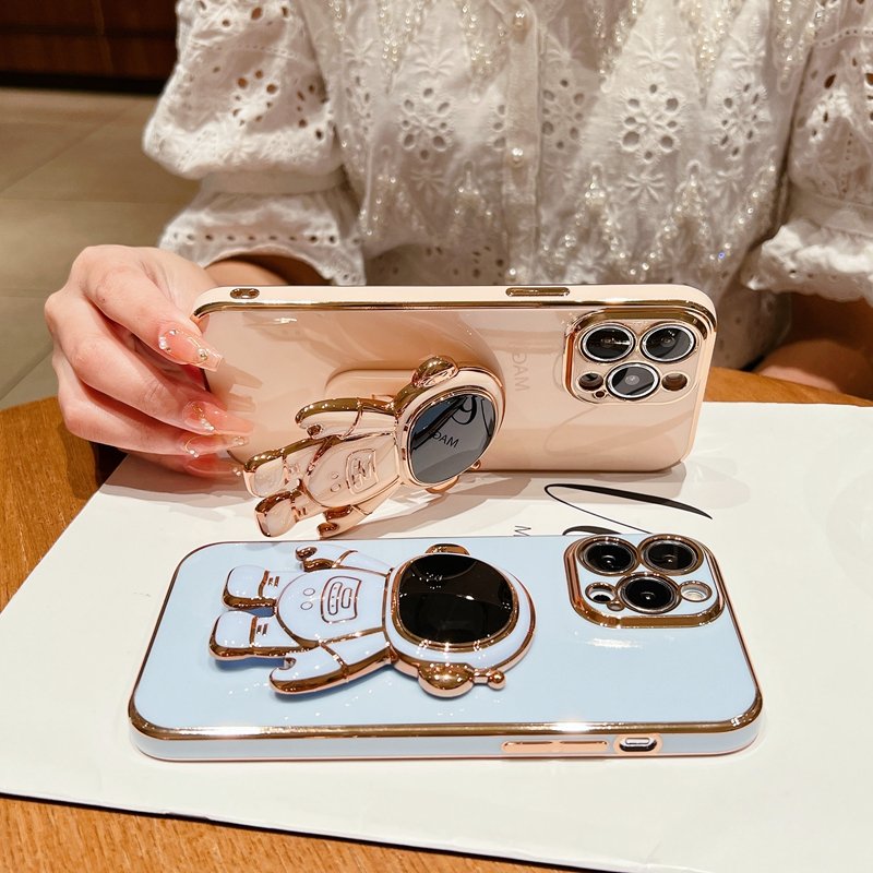 2024 New Arrival Electroplated astronaut folding stand mobile phone case for iPhone 11 12 13 14 pro max X XS XR phone case