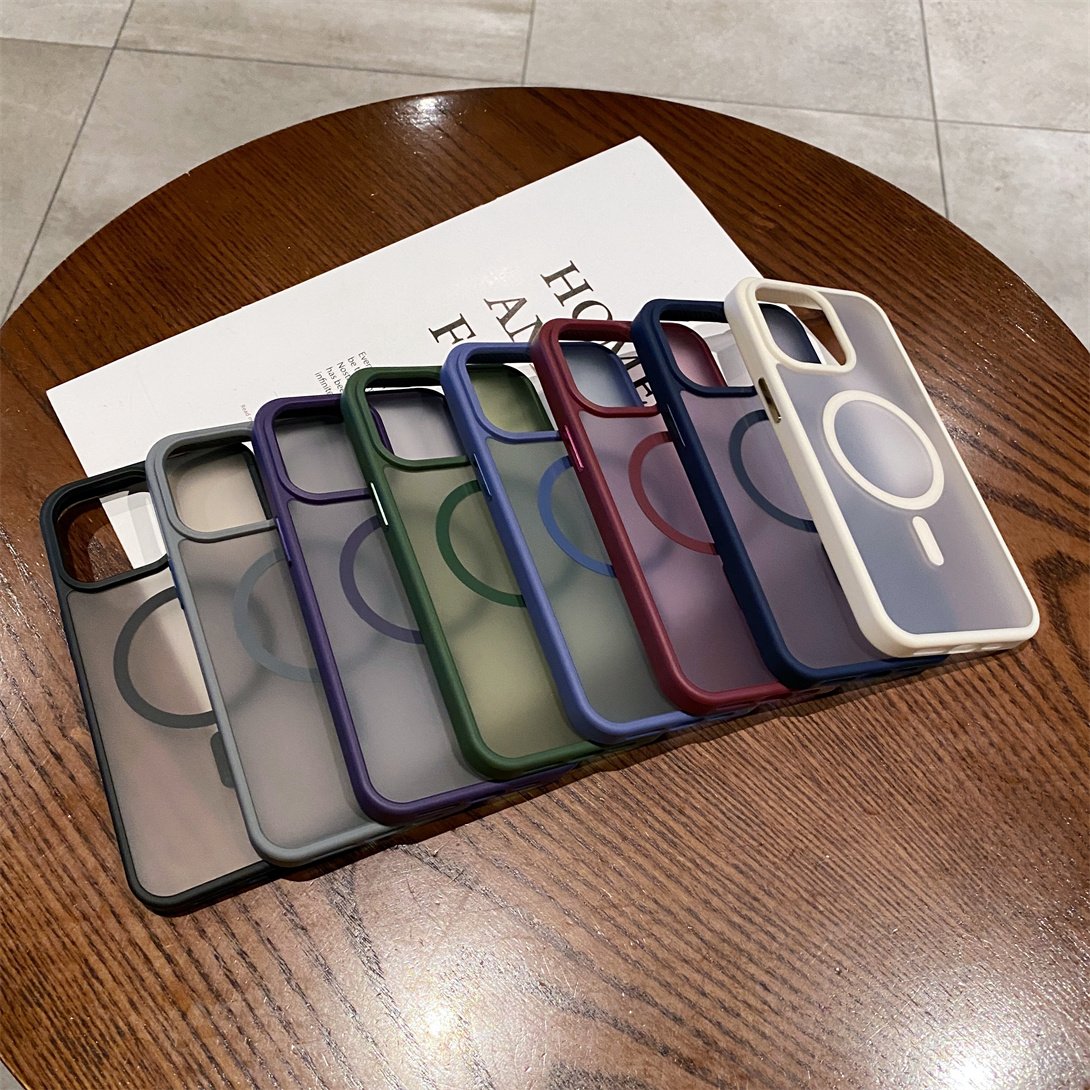 Luxury Translucent Magnetic Phone Case For iPhone 16 15 14 Pro Max 13 Matte Glossy Frosted Back Cover with metal buttons