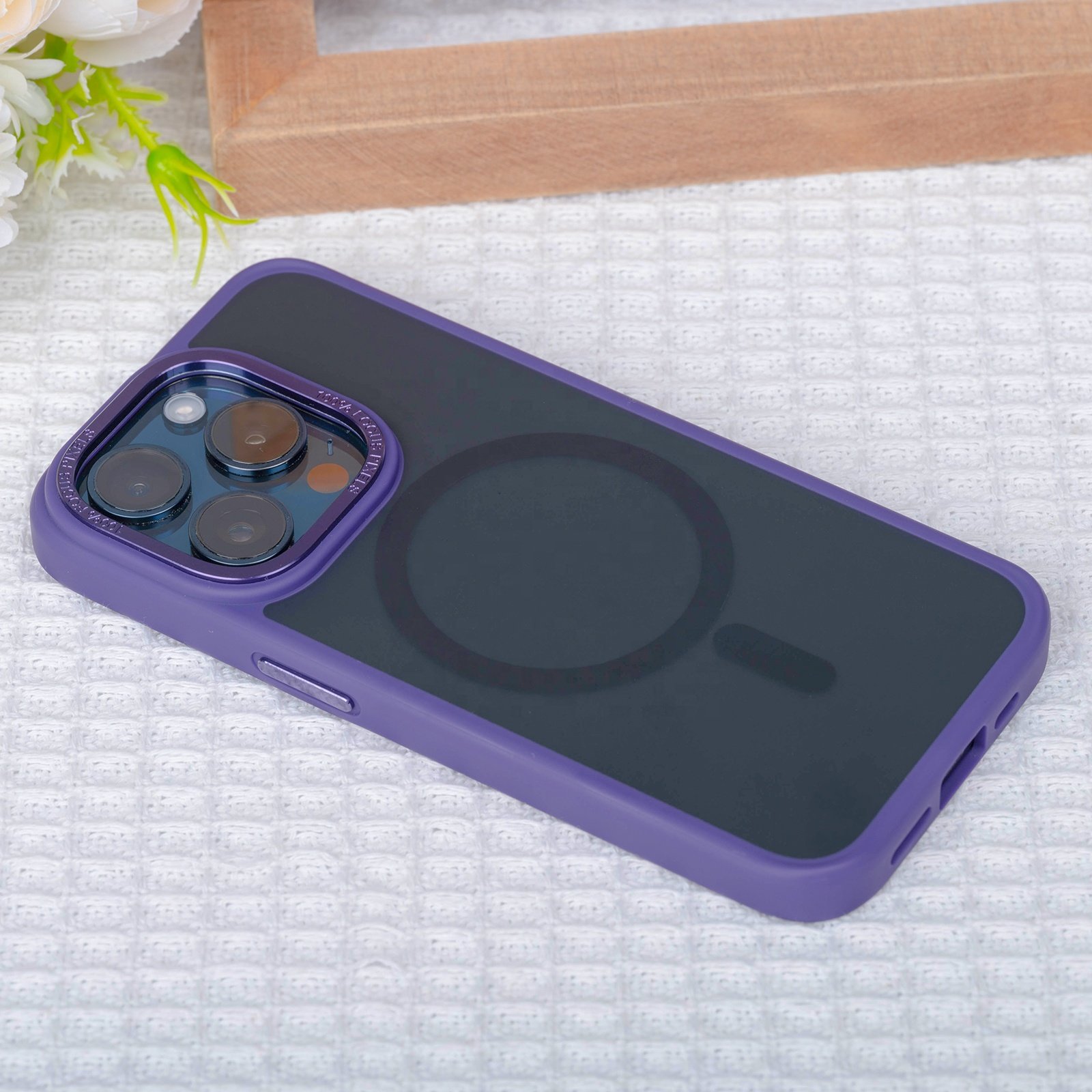 Top Seller Magnetic Wireless Charging Shockproof Cover For iPhone 12 13 14 15 16 Mobile Phone Cases