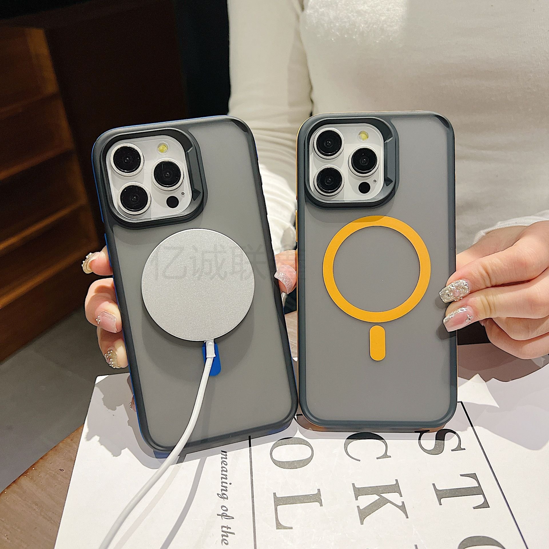High quality advanced sense Frosted semi transparent Magnetic PC Mobile phone case for iphone 11 12 13 14 15 pro max