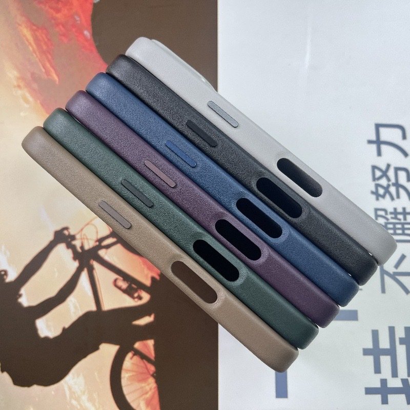 Luxury Leather Case Magnetic Shockproof Leather Mobile Phone Case For iPhone 16 ProMax 16 Plus Leather Phone Cover Case