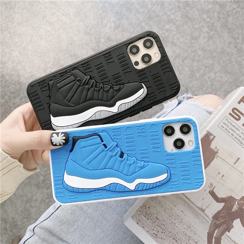 Popular with young people Factory wholesale Trendy sneakers design 3D silicone phone case for iphone 12 13 14 15 16 pro max