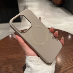 For iPhone 14