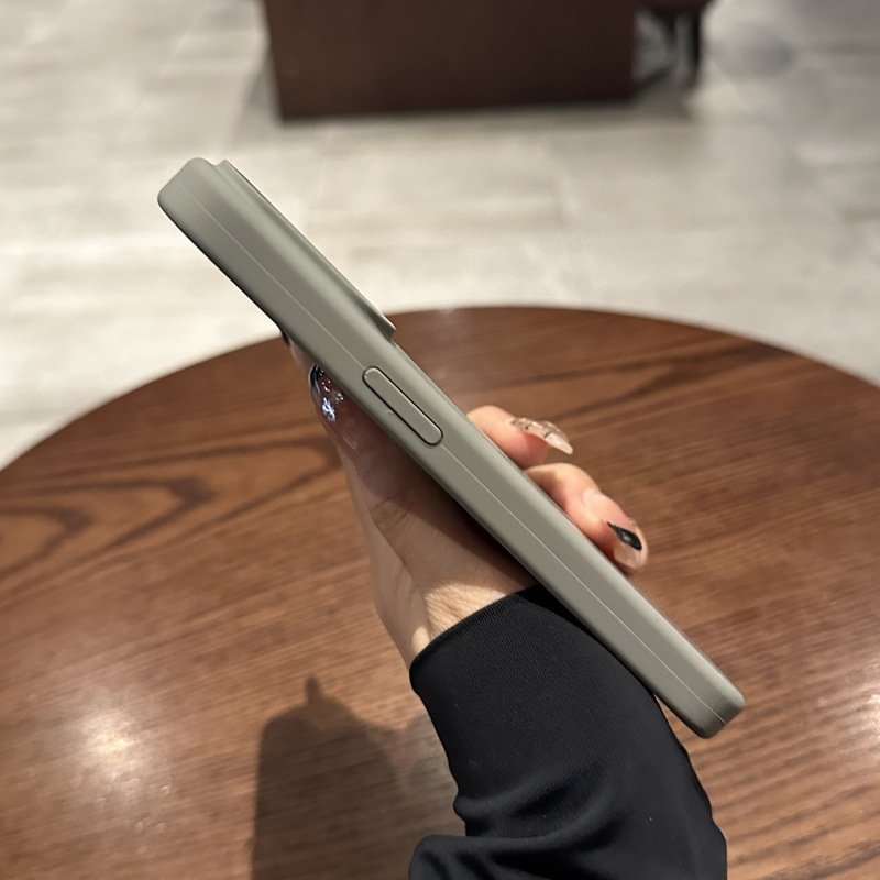 Liquid silicone all-inclusive magnetic suction phone case for iphone 11 12 13 14 15 16 pro max anti-fall phone accessories