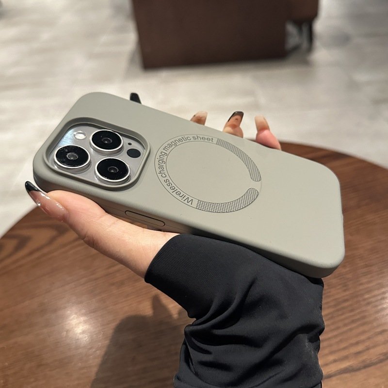 Liquid silicone all-inclusive magnetic suction phone case for iphone 11 12 13 14 15 16 pro max anti-fall phone accessories
