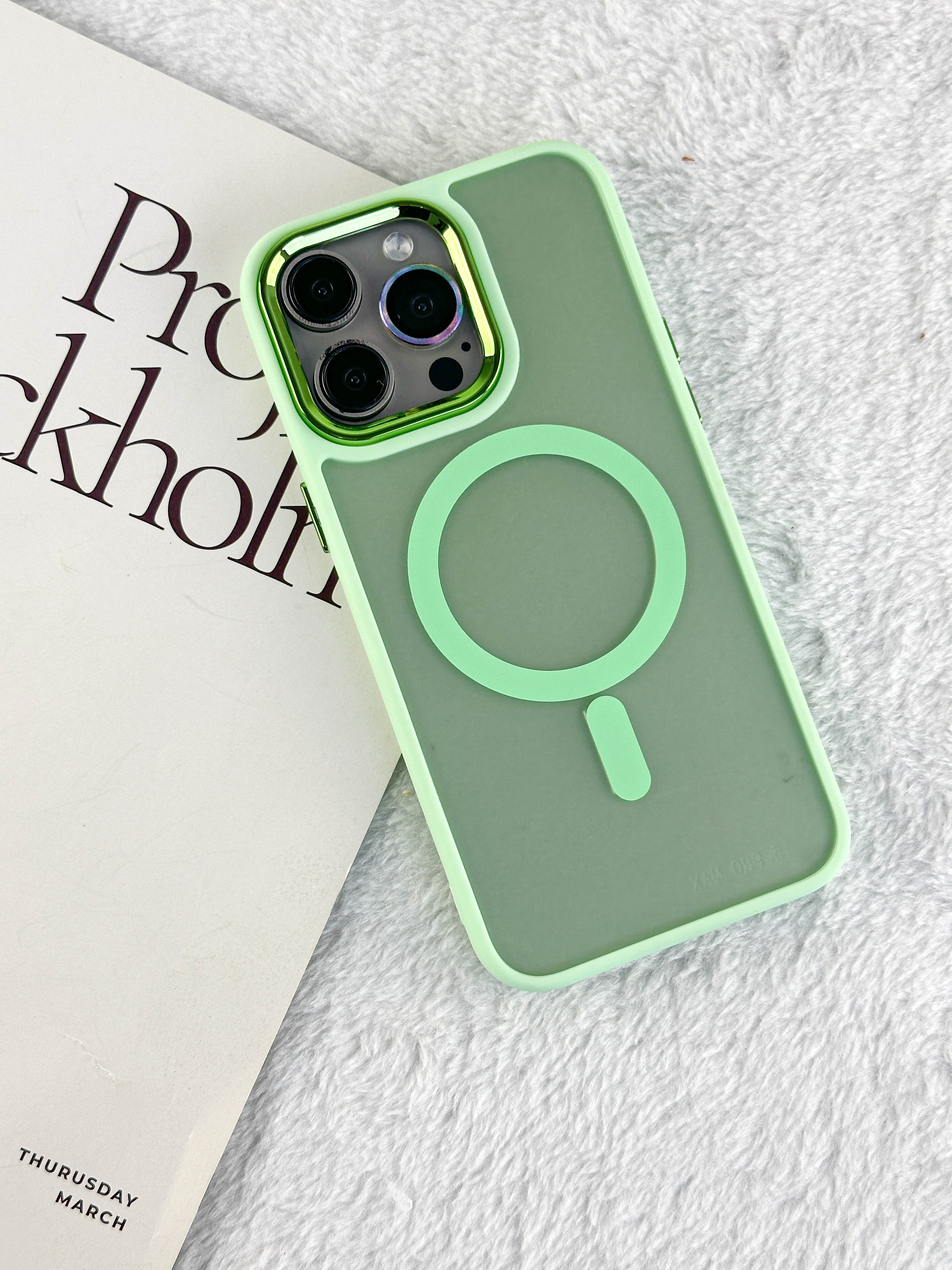 Skin-Feel Electroplating Camera Phone Case With Magnetic Wireless Charging For IPhone Mobile Phone Case